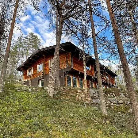 Lomakylät Lapiosalmi Wilderness Center