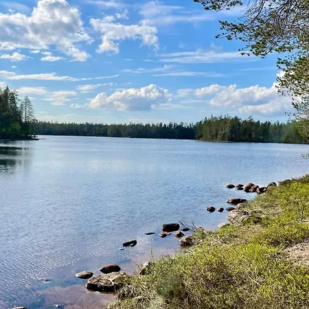 Lomakylät Lapiosalmi Wilderness Center *