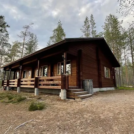 Lomakylät Lapiosalmi Wilderness Center