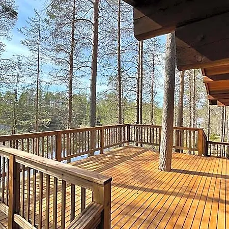 Lapiosalmi Wilderness Center